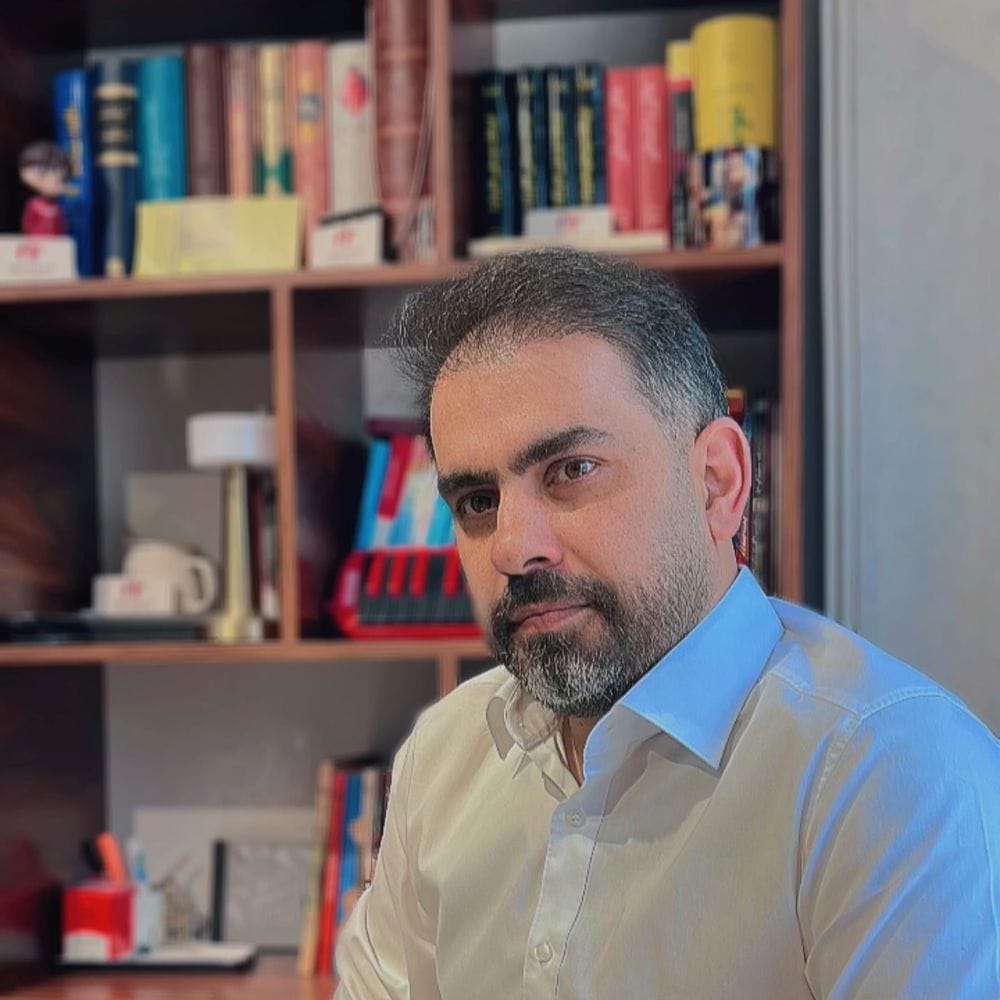 امین زیباکناری