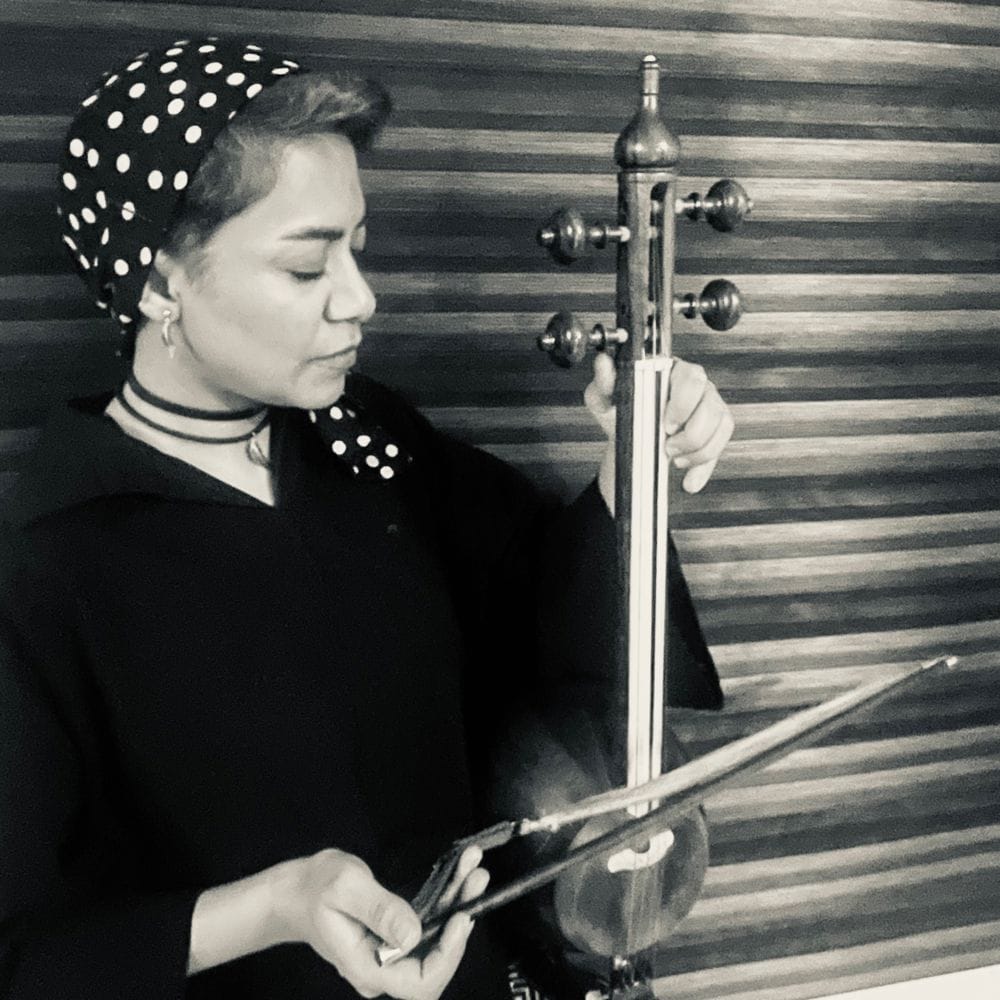 زهرا بخشنده