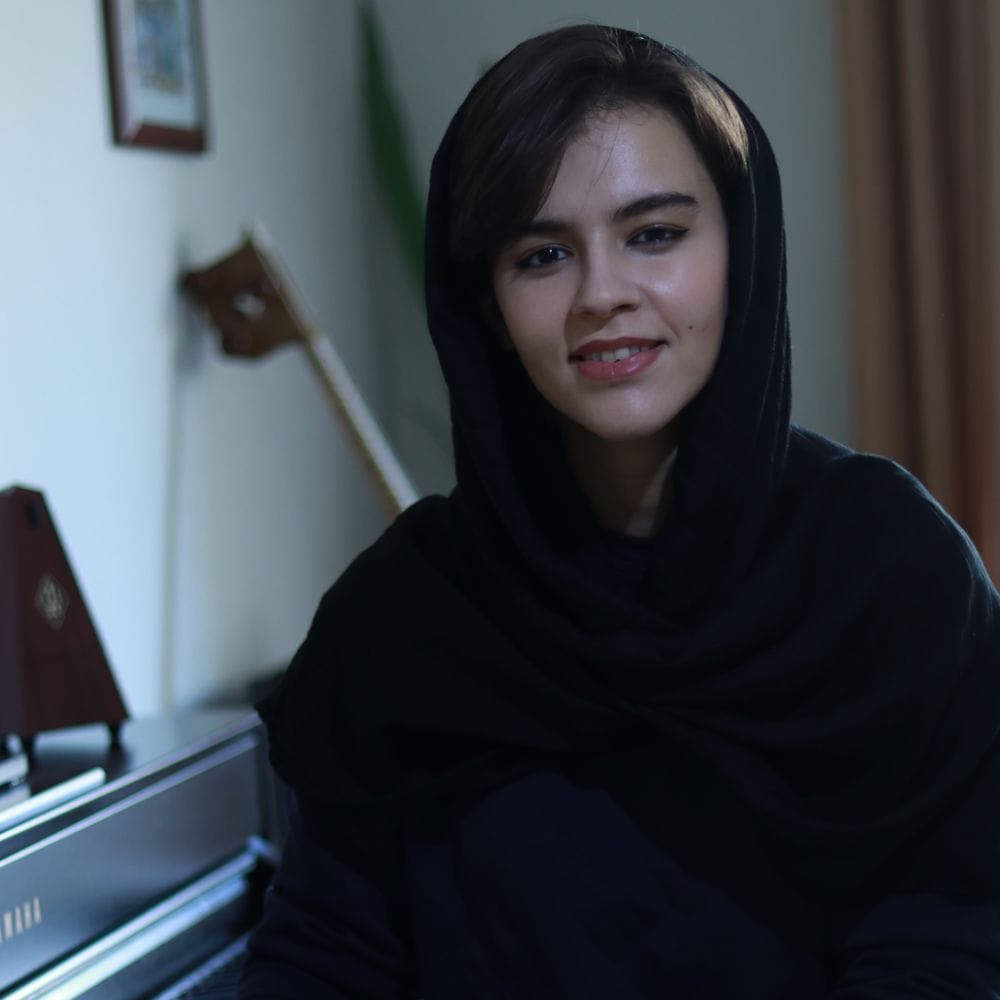 ژینا محمودی 
